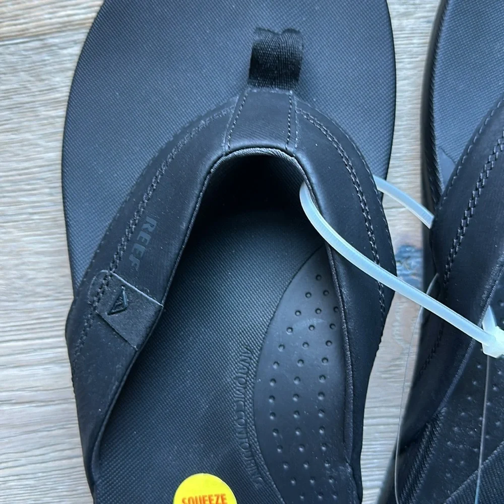 MEN’S REED FLIP FLOPS - Picture 4 of 4